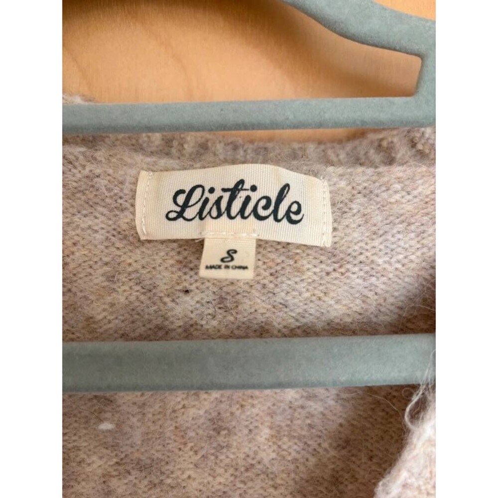 Vintage inspired floral cardigan - Picture 3 of 6